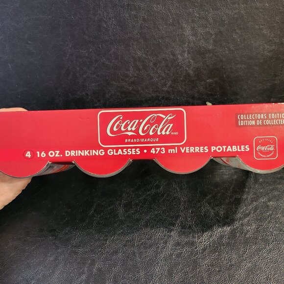 Coca-Cola Collector Polar Bear Glasses Set of Four 16 oz. New in Original Box - Picture 3 of 6